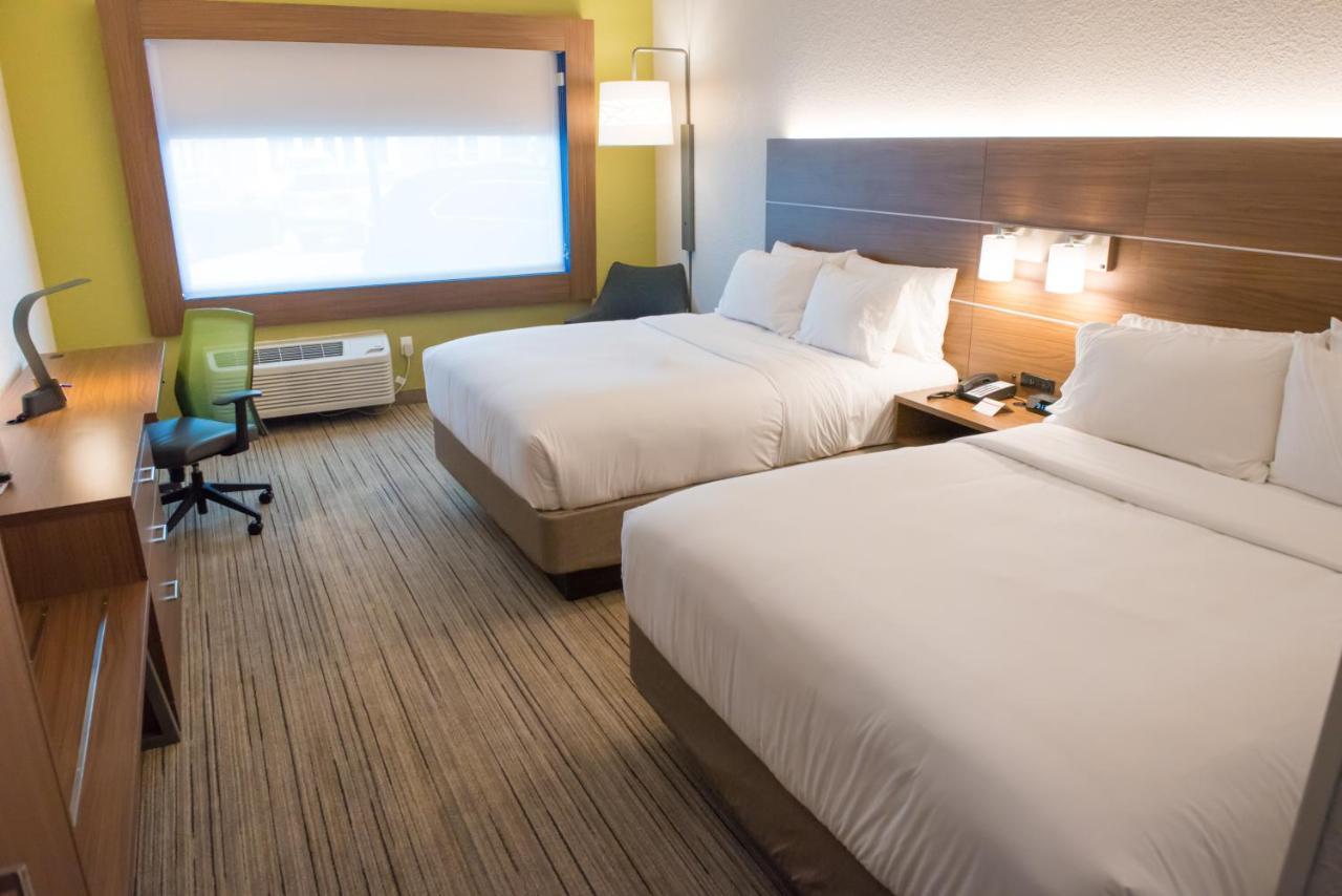 Holiday Inn Express Hotel & Suites Goshen By Ihg Extérieur photo