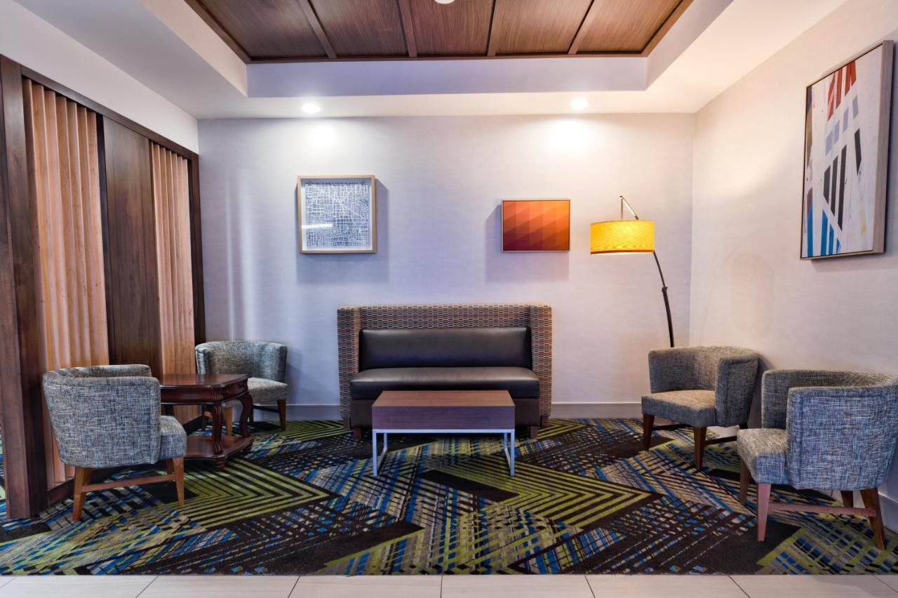 Holiday Inn Express Hotel & Suites Goshen By Ihg Extérieur photo