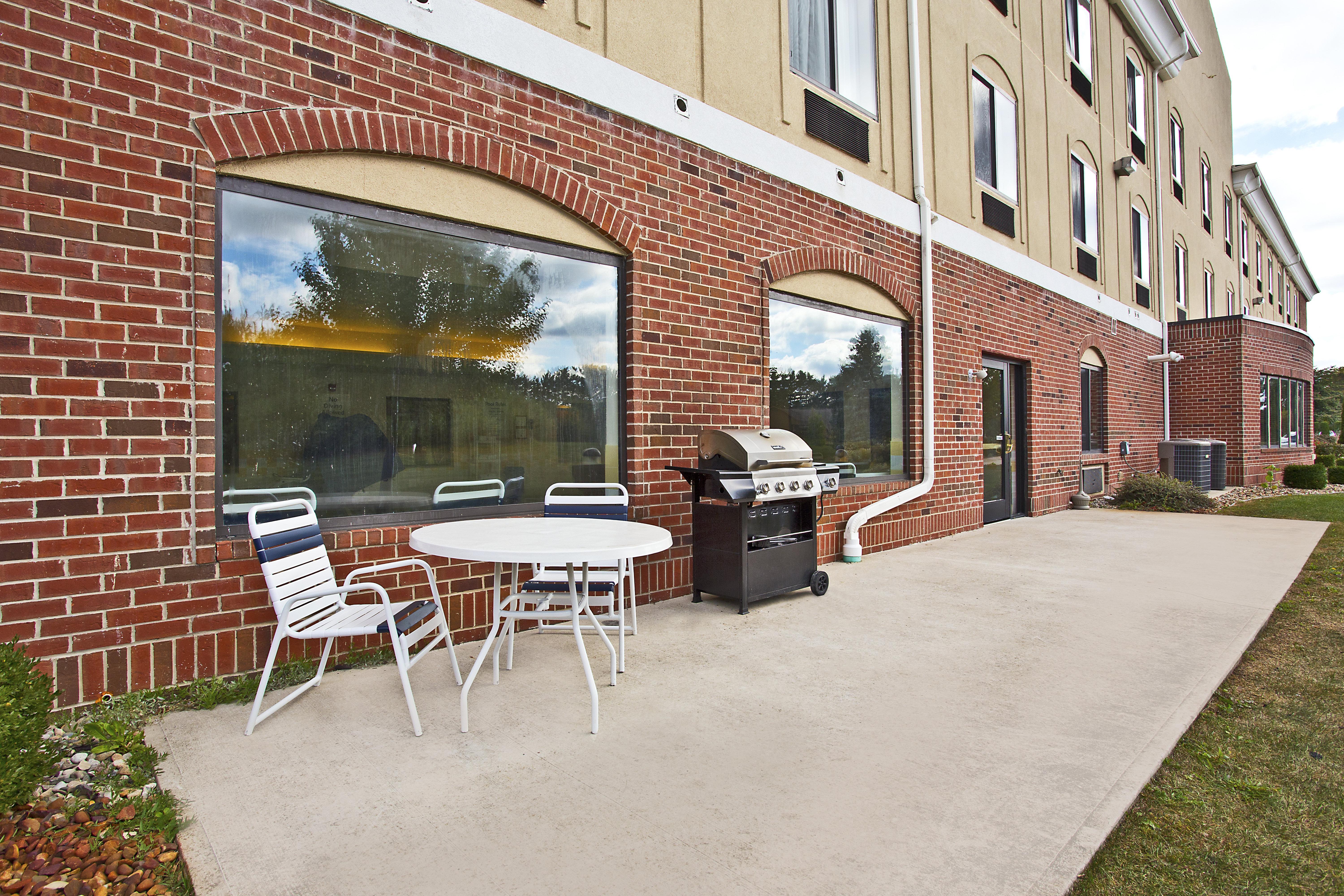 Holiday Inn Express Hotel & Suites Goshen By Ihg Extérieur photo