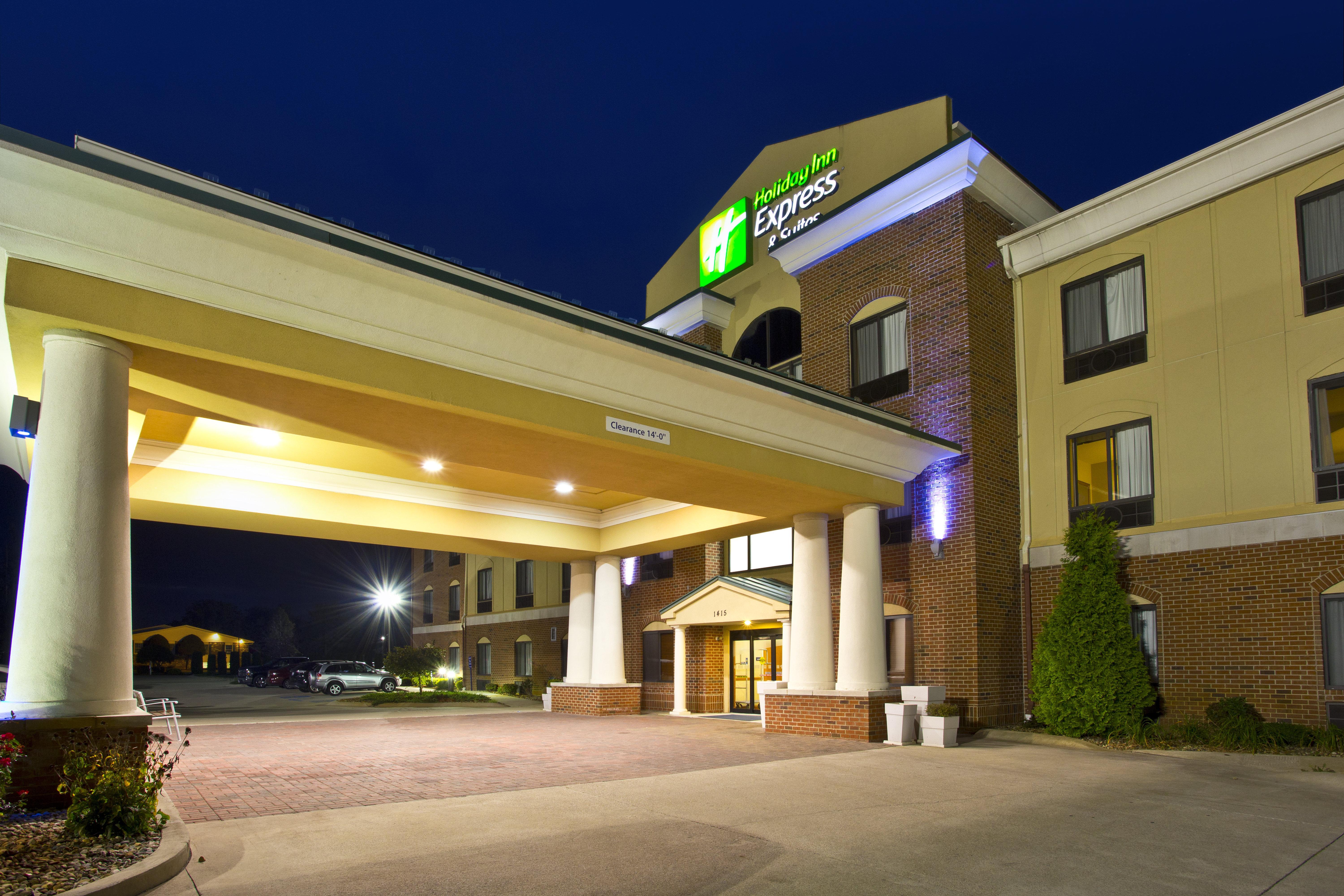 Holiday Inn Express Hotel & Suites Goshen By Ihg Extérieur photo