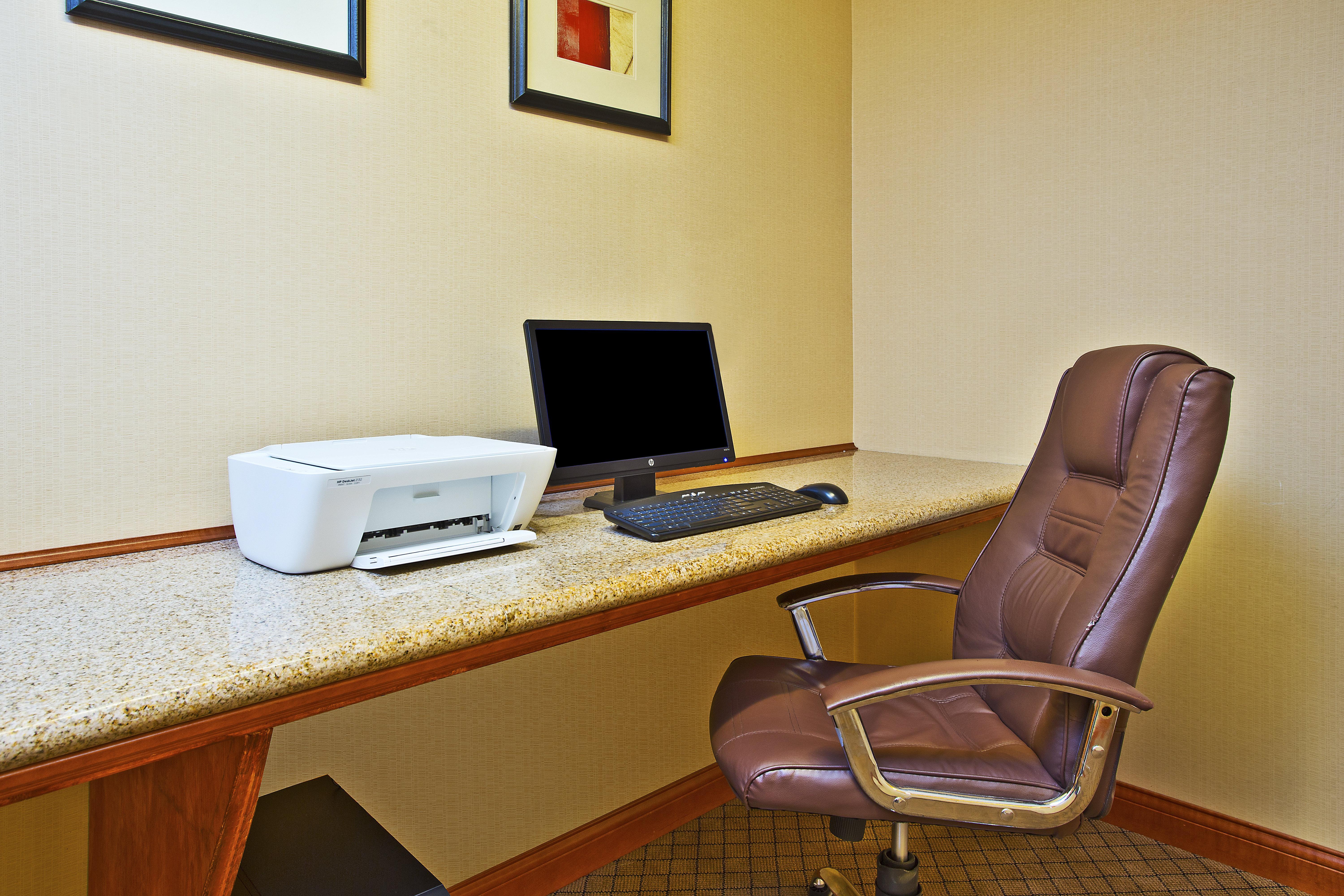 Holiday Inn Express Hotel & Suites Goshen By Ihg Extérieur photo
